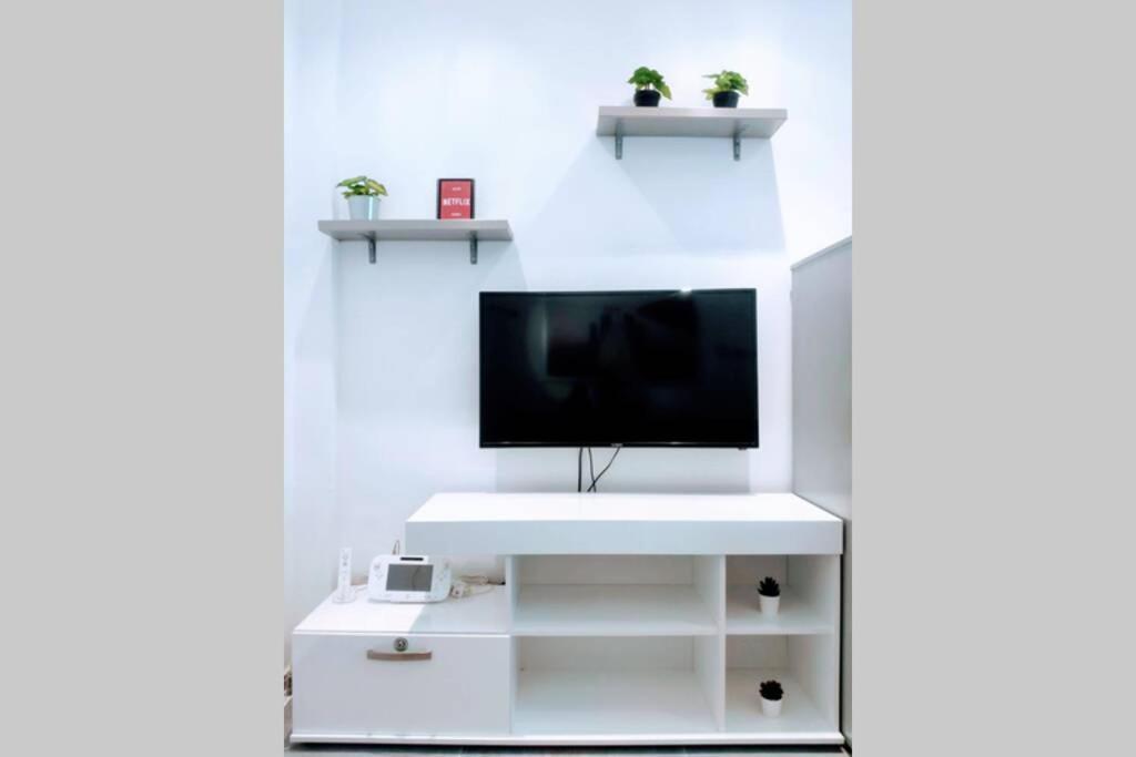 Deluxe Apartment By Prima Lodging Szaloniki Kültér fotó